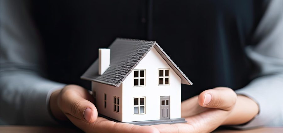  Ainda que incluído no inventário, imóvel qualificado como bem de família é impenhorável