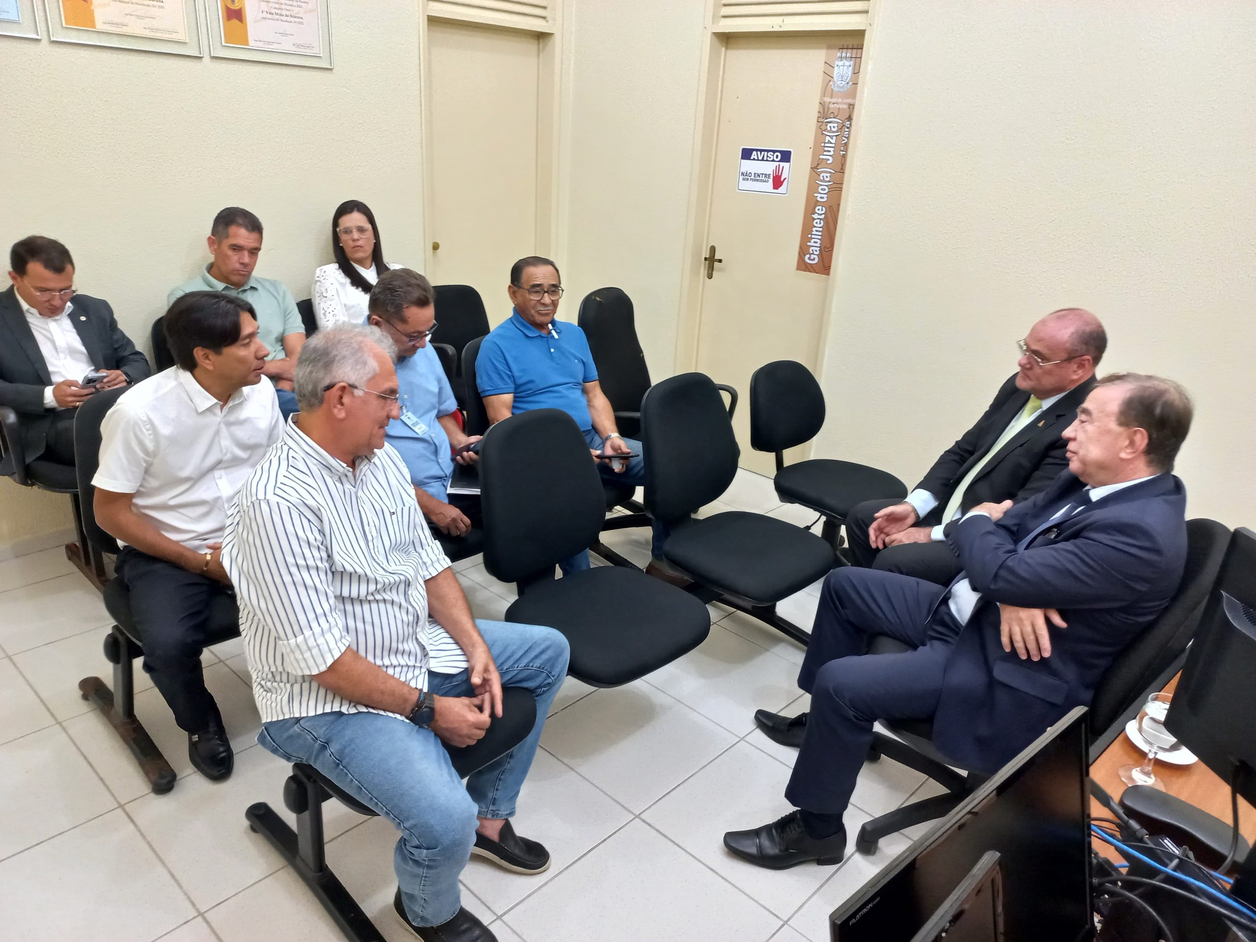Corregedoria e gestores municipais da Comarca de Araruna fortalecem diálogo institucional