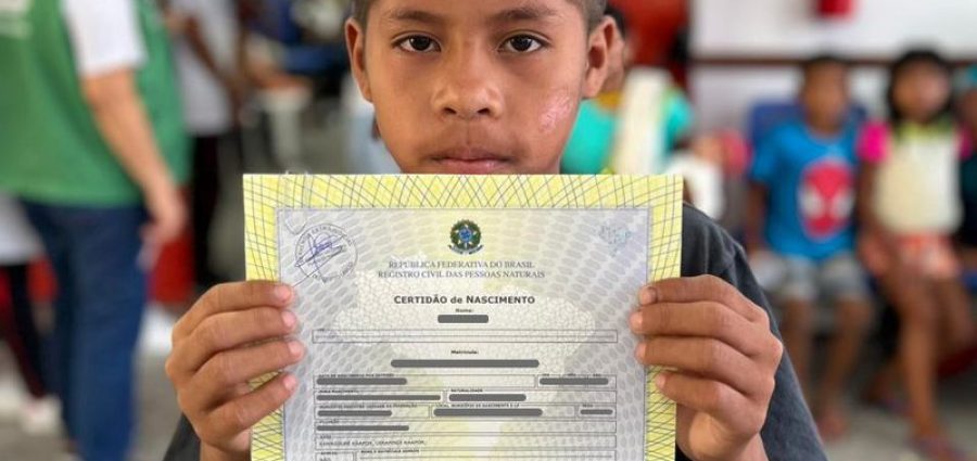 Censo: 89,1% das crianças indígenas foram registradas em cartórios após o nascimento
