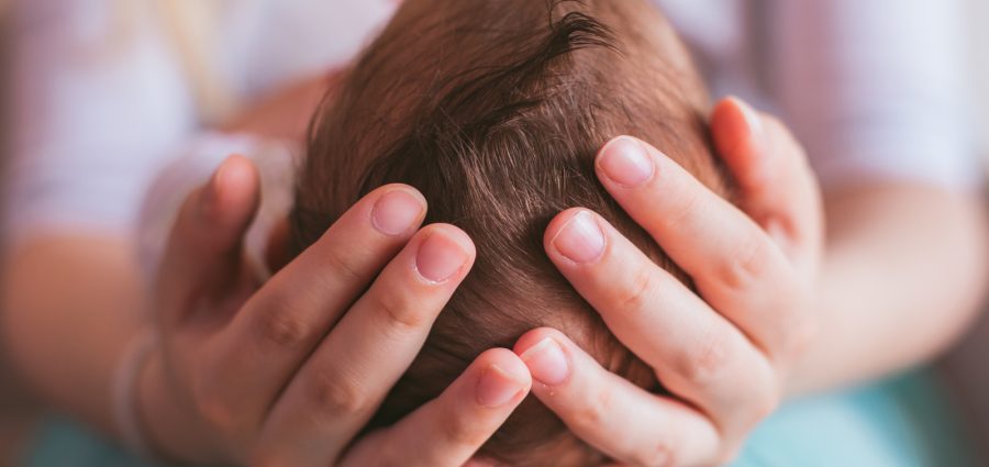 Artigo – A possibilidade de reconhecimento de paternidade ou maternidade biológico ou socioafetivo diretamente perante o RCPN e a resolução 571/CNJ: Crítica