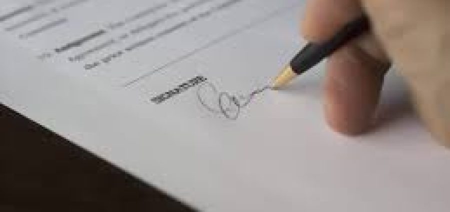 Artigo – Três equívocos comuns sobre a função notarial: Parte 3 – Cláusulas, assinaturas e consentimento