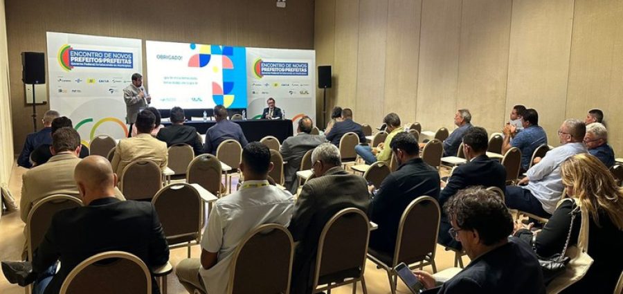Programa Terra Cidadã é apresentado pelo Incra em Encontro de Prefeitos e Prefeitas