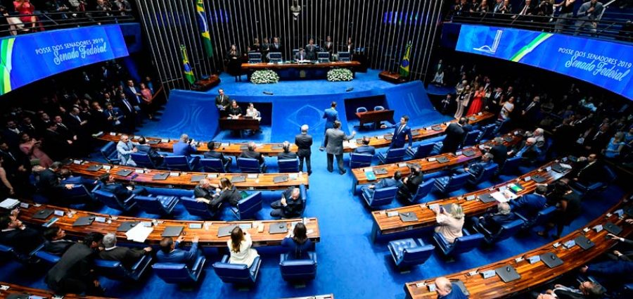 Projeto que dá a cartórios poder de cobrar dívidas tem apoio do governo
