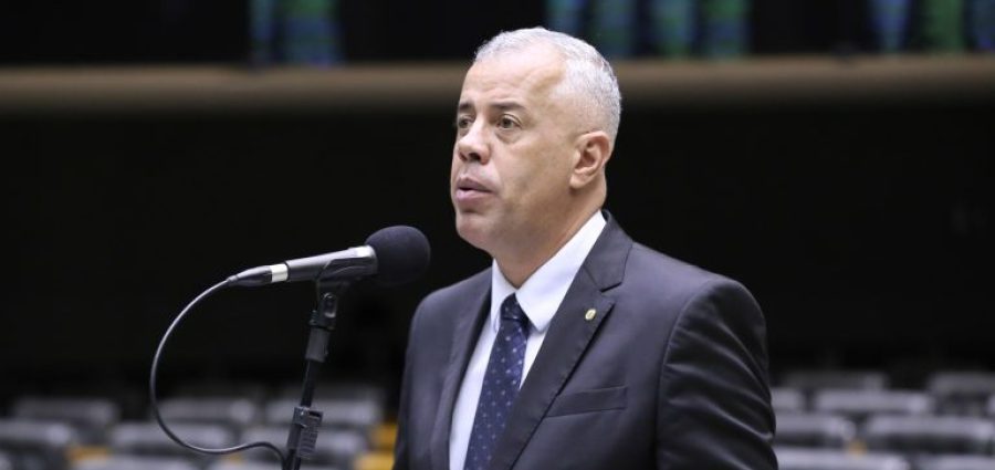 Comissão aprova redução da fração mínima de parcelamento de imóveis rurais